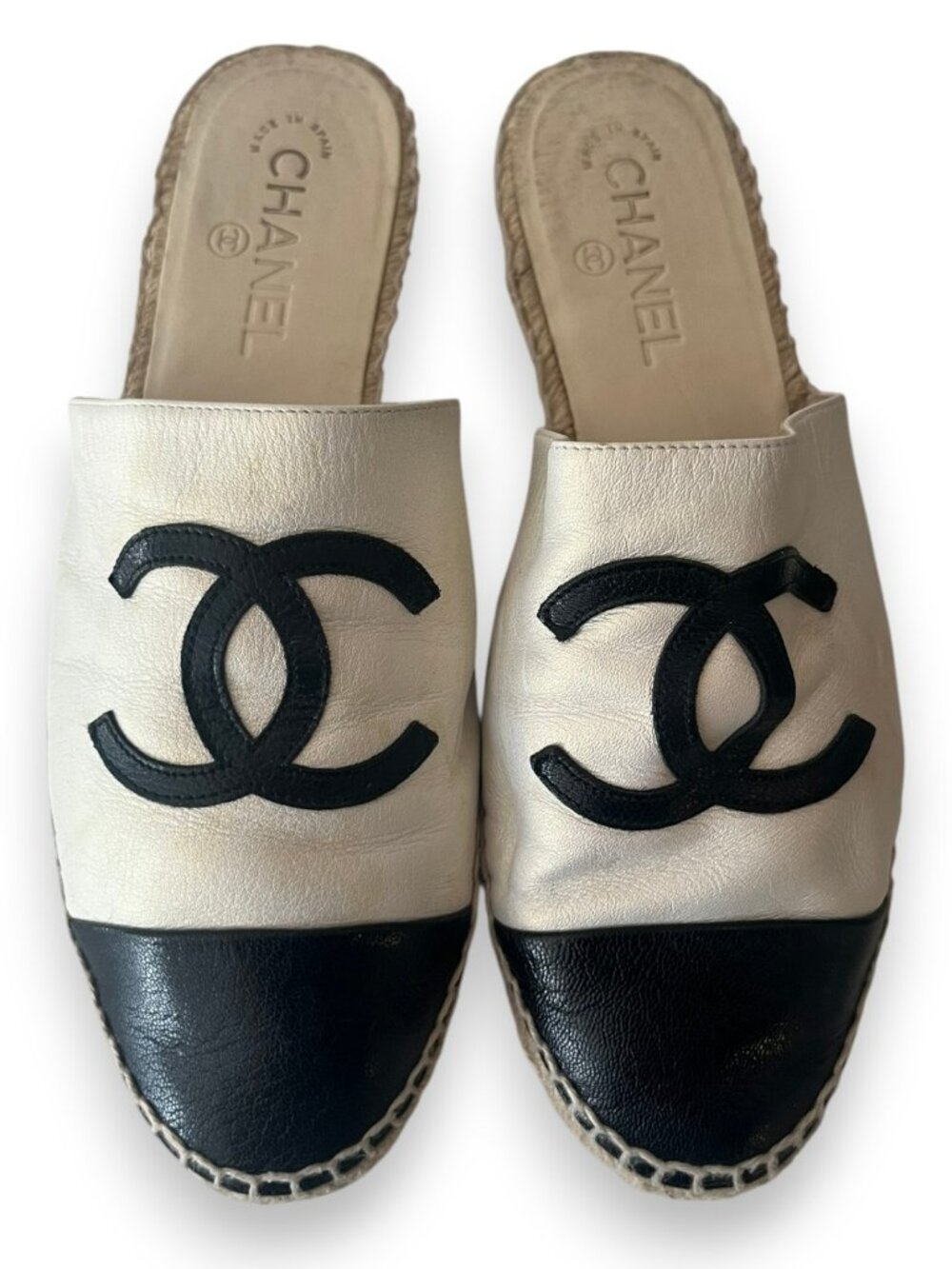 CHANEL CC Espadrille Mule Slides Black Ivory Lambskin Leather Size 39